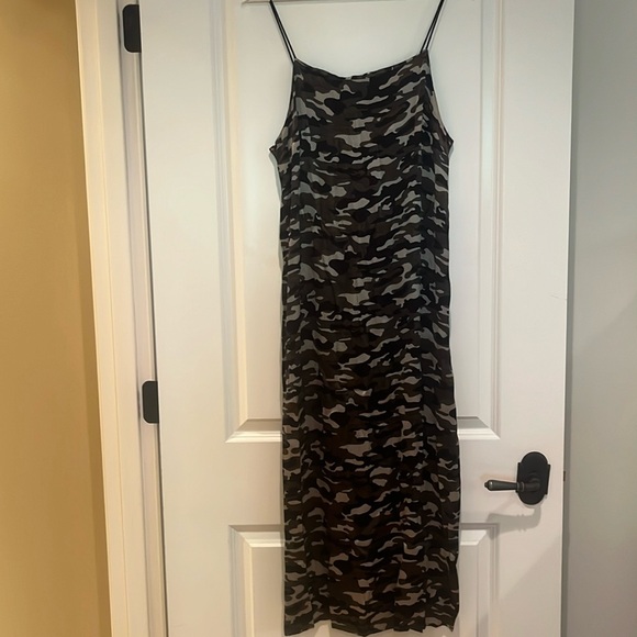 TOPSHOP Slip dress camo - Picture 2 of 6
